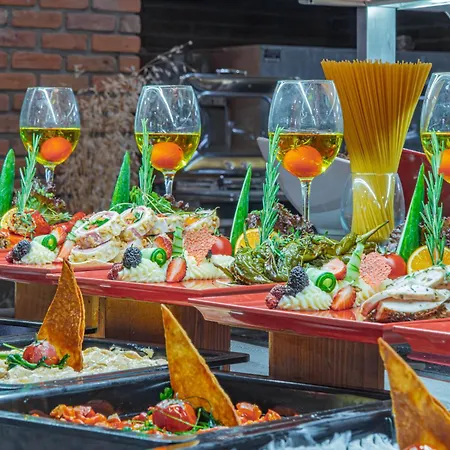 Otel Alexander The Great &